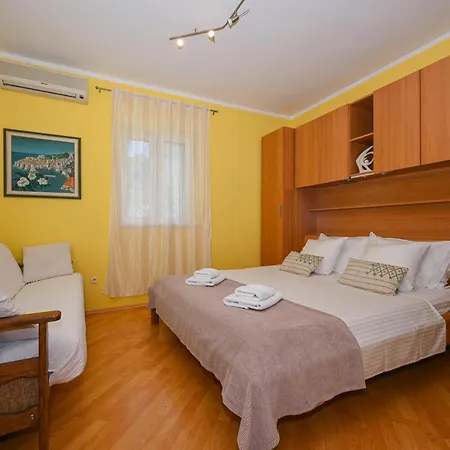 La Rocca Apartment