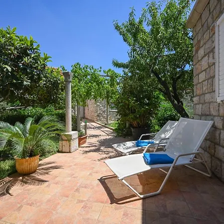 La Rocca Apartment *